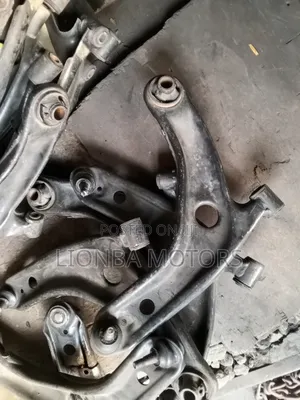 Toyota Vitz Lower Arm