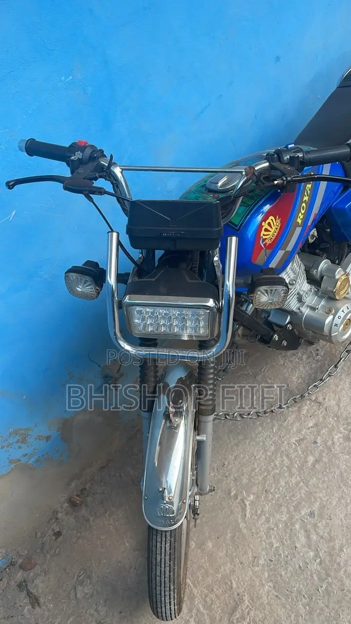 New Royal RY125 2026 Blue