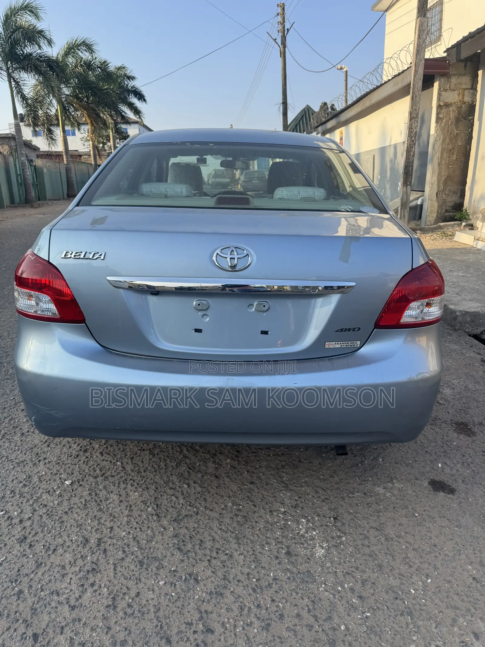 Toyota Belta 2012 Blue