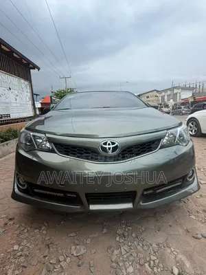Toyota Camry 2014 Gray