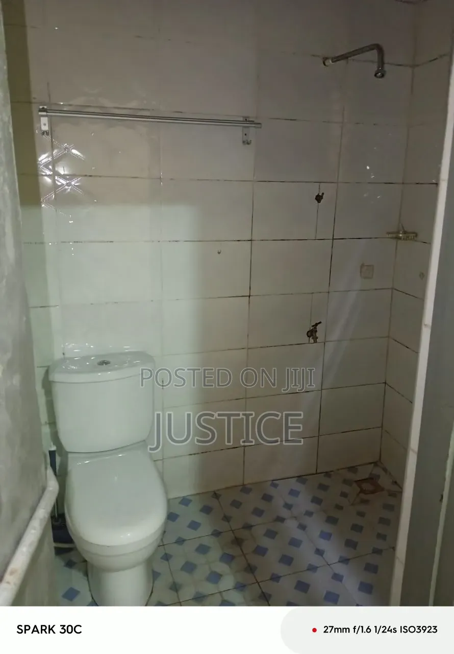 1bdrm Apartment in New Site Adenta for rent