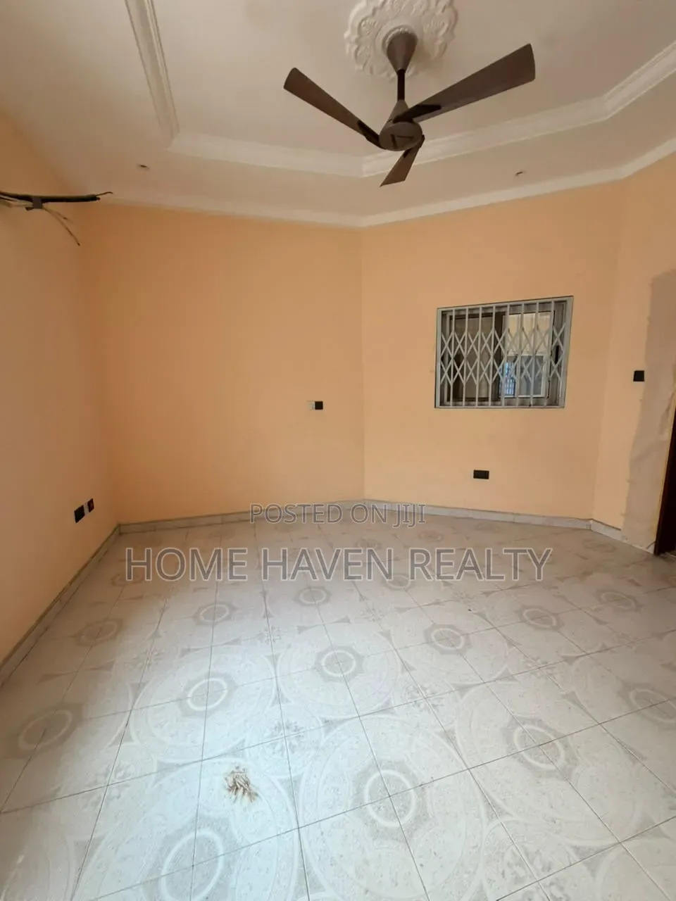 5bdrm House in Adjiriganor East, Ghana Link Area for rent