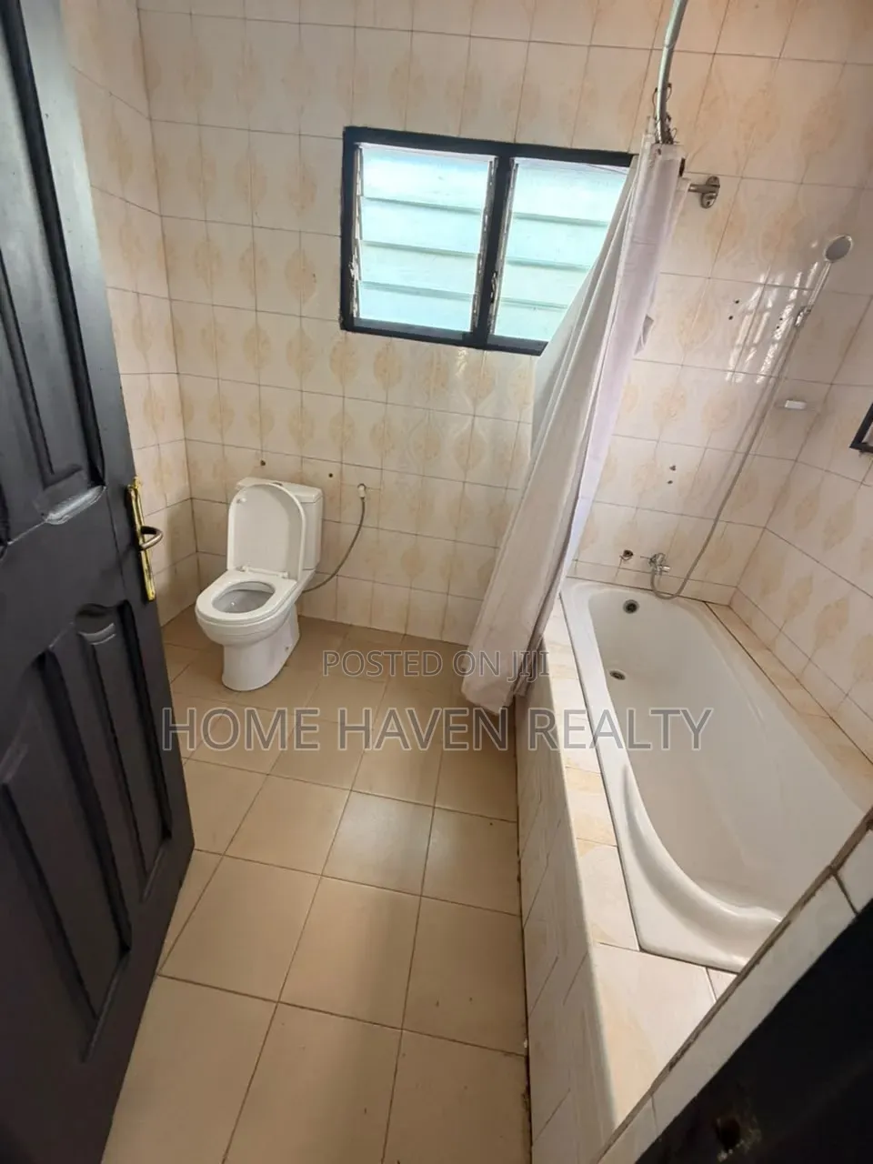 5bdrm House in Adjiriganor East, Ghana Link Area for rent