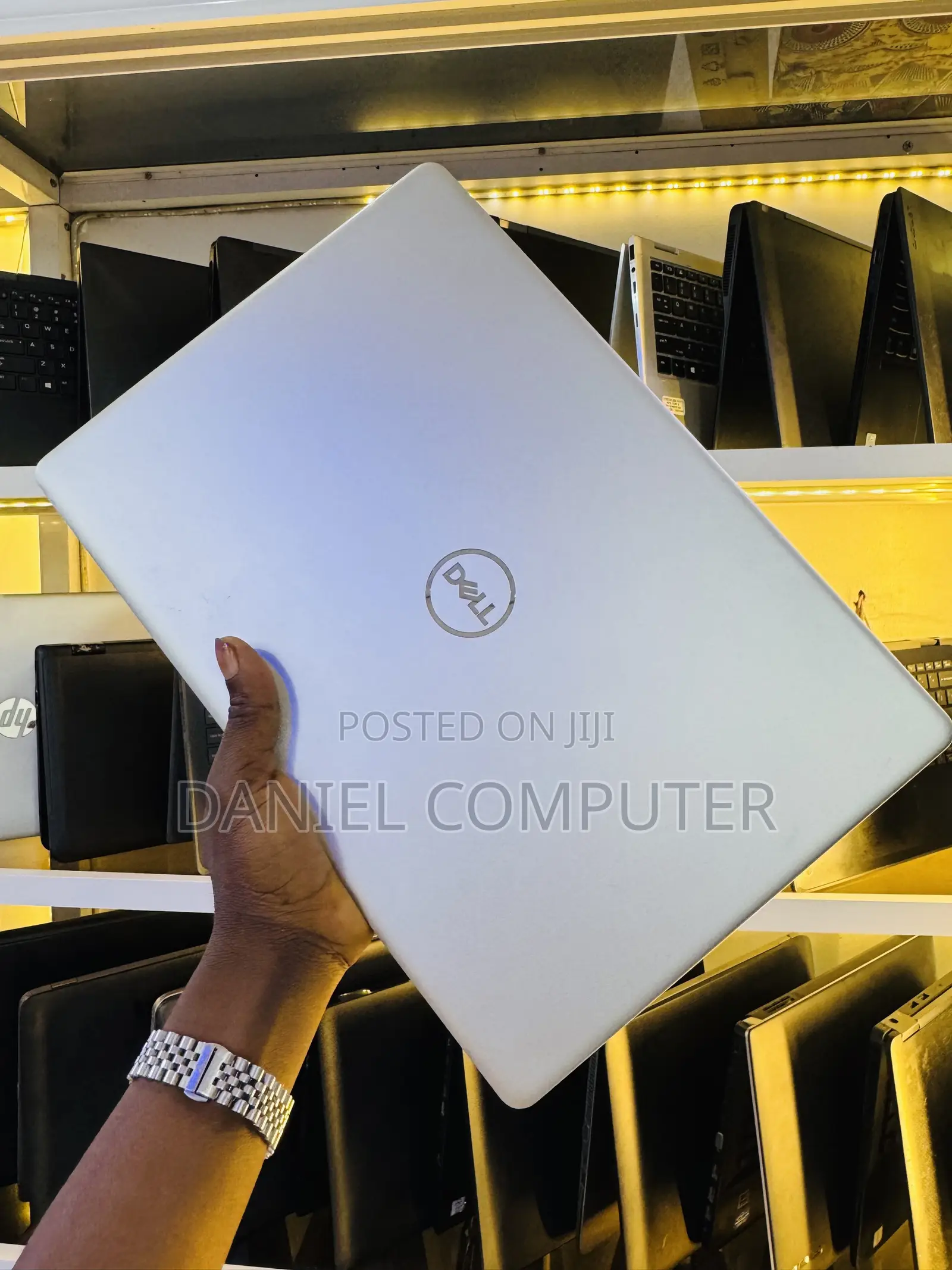 Laptop Dell Inspiron 5559 8GB Intel Core i3 SSD 256GB