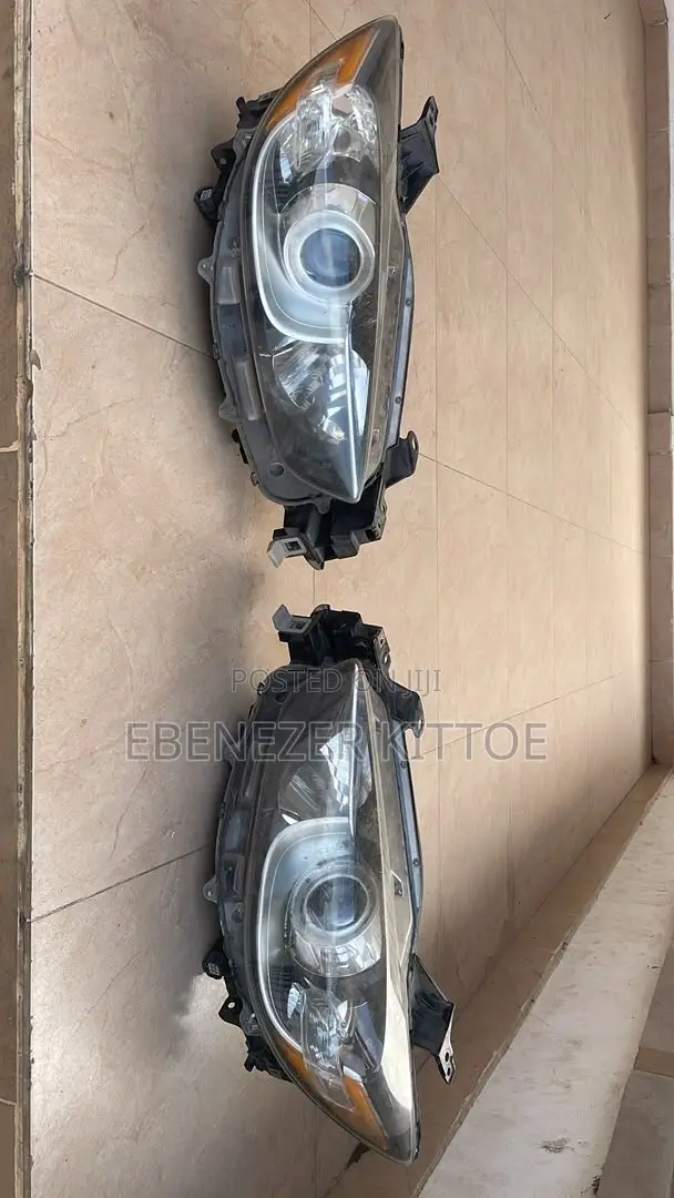 Pair of Home Used Headlights for Mazda Cx5