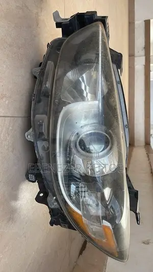 Pair of Home Used Headlights for Mazda Cx5