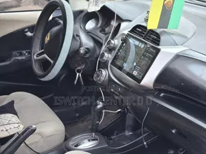 Honda Fit Automatic 2011 Gold