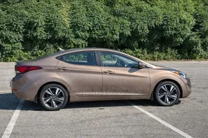 Hyundai Elantra Limited 4dr Sedan (1.8L 4cyl 6A) 2015 Brown