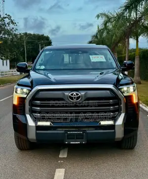 Toyota Tundra Limited 2022 Black