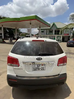 Kia Sorento 4dr SUV 2016 White