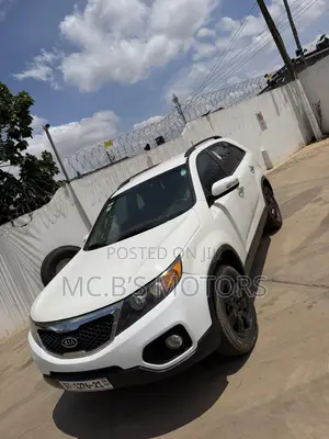Kia Sorento 4dr SUV 2016 White