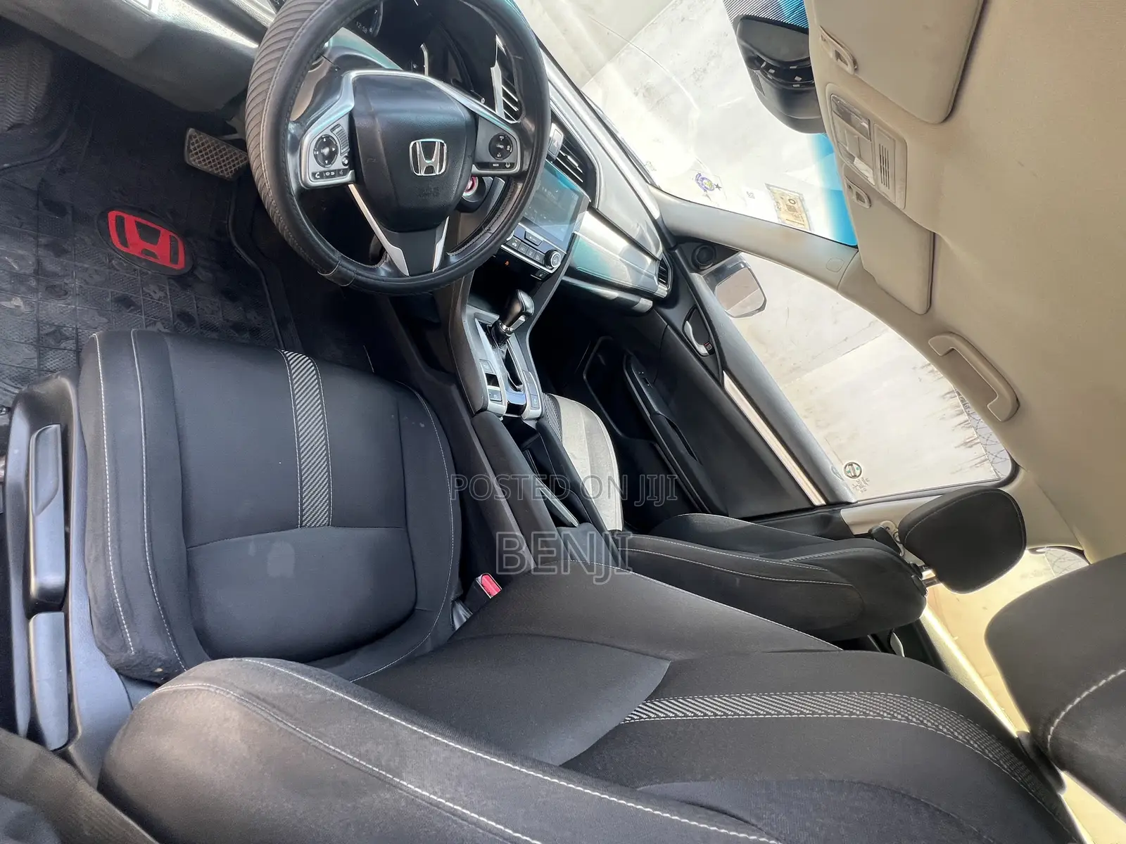 Honda Civic 2018 Gray