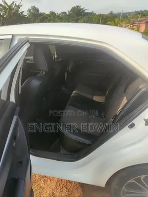 Toyota Corolla S 4dr Sedan (1.8L 4cyl CVT) 2015 White