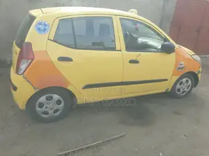 Hyundai I10 2008 Yellow