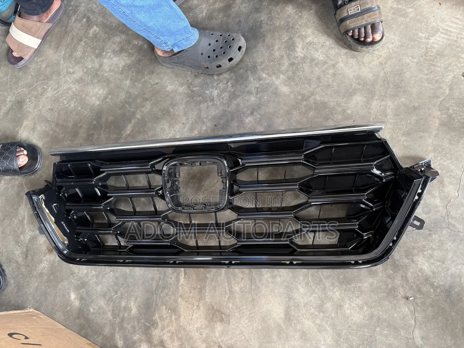 Honda CRV Front Bumper Shell Grill 2023 2024 2025