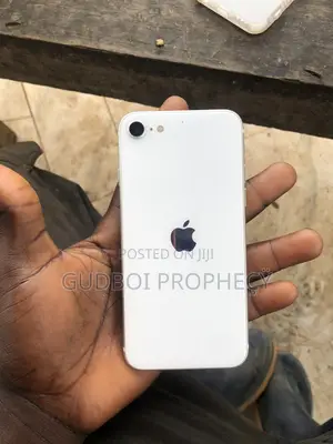 New Apple iPhone SE (2020) 64 GB White