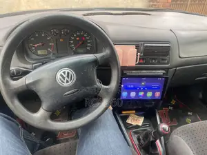 Volkswagen Golf 1999 Green