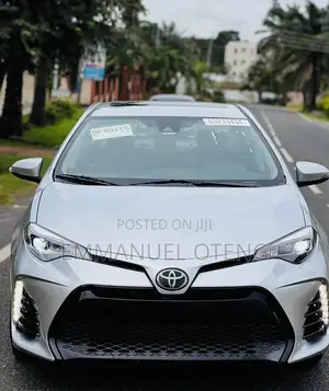 Toyota Corolla SE Special Edition 4dr Sedan (1.8L 4cyl CVT) 2017 Silver
