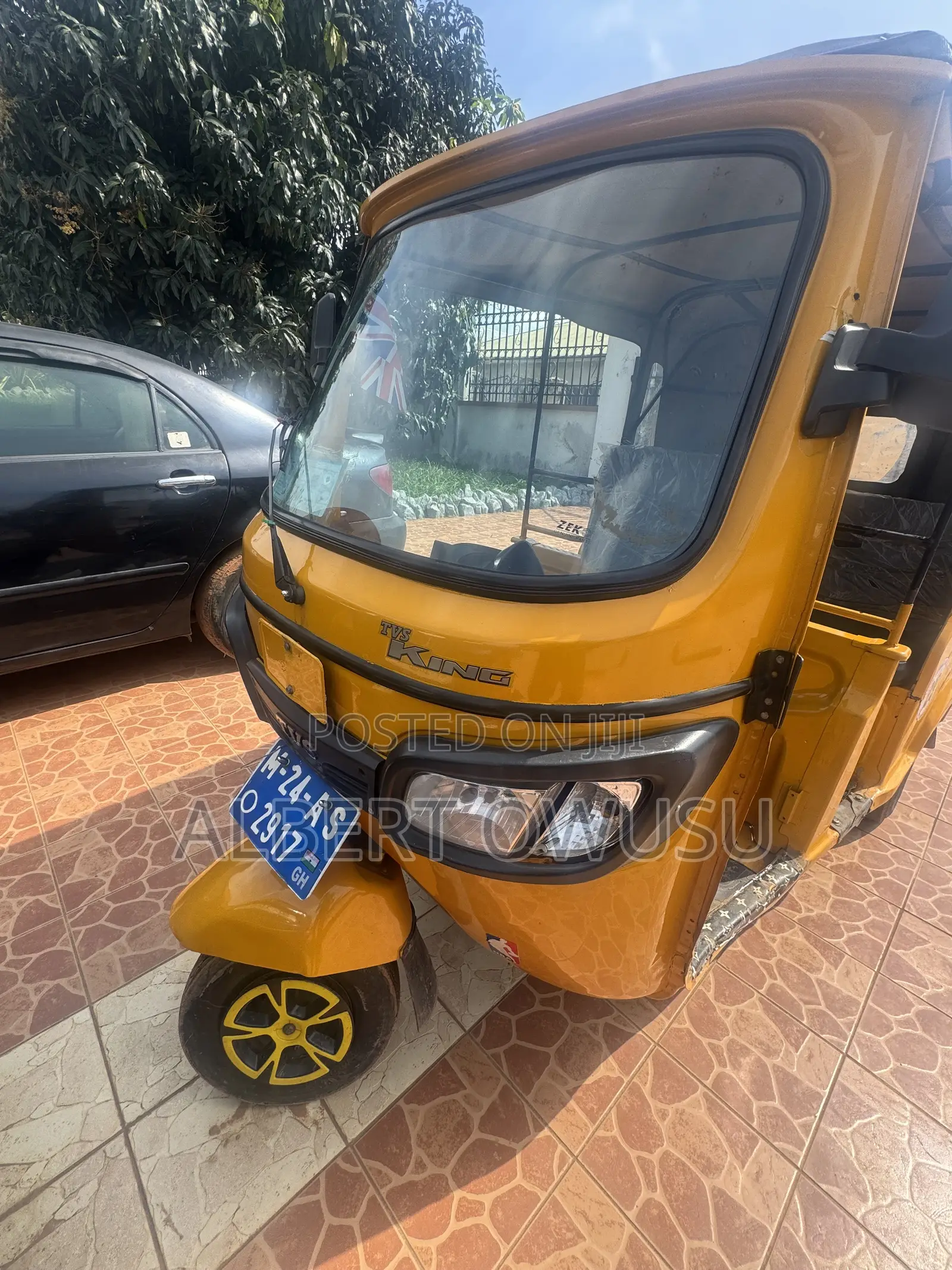 TVS King Deluxe Plus iTouch Start 2024 Yellow