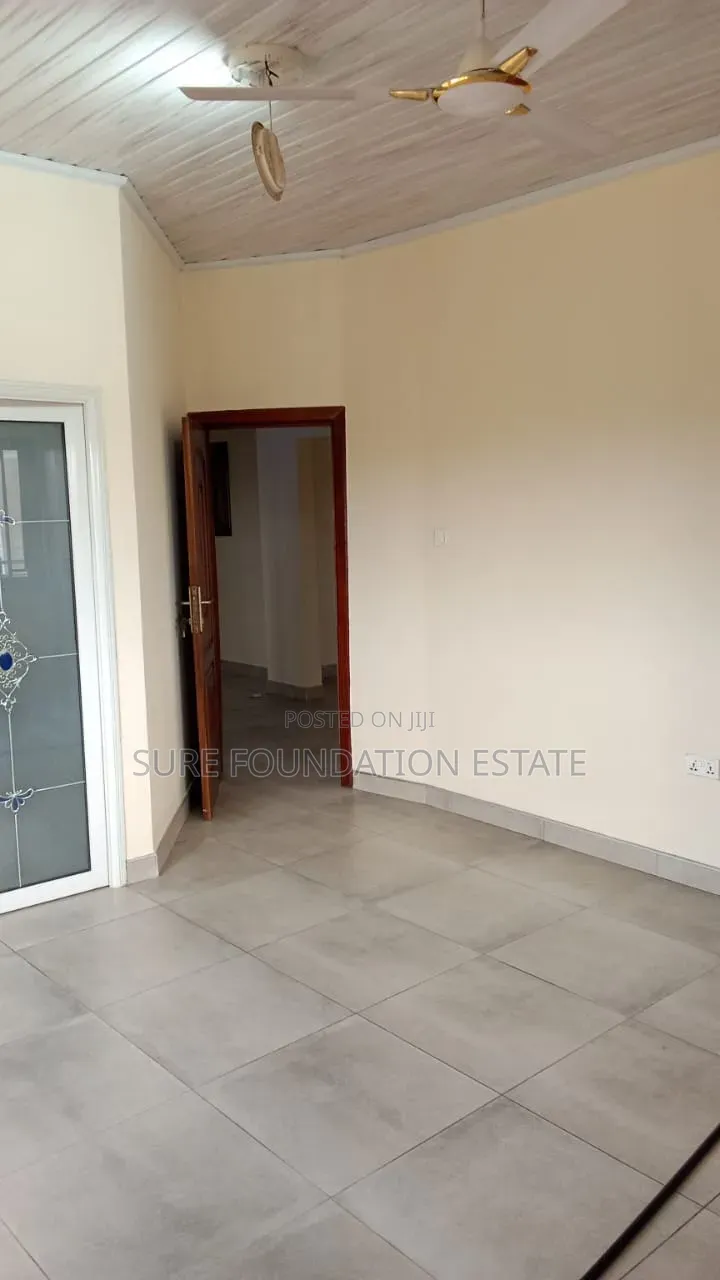 3bdrm Apartment in Dansoman for rent