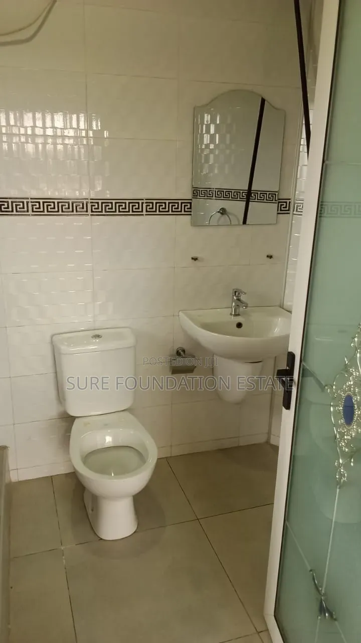 3bdrm Apartment in Dansoman for rent