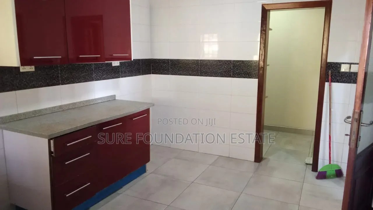 3bdrm Apartment in Dansoman for rent
