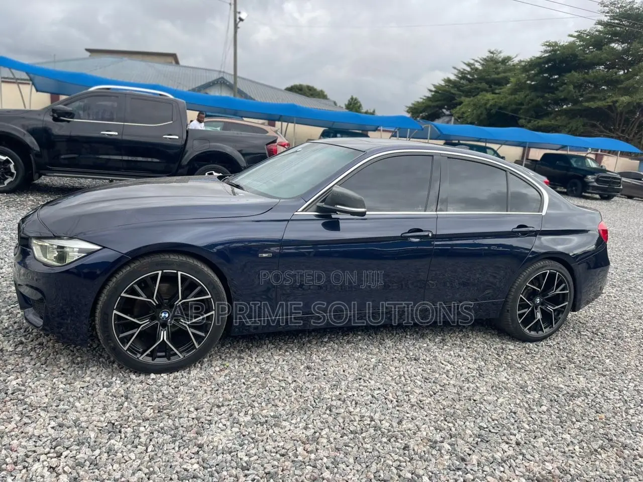 BMW 330i 2017 Matt Black