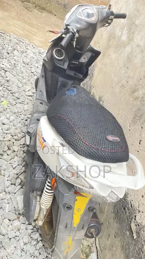 Yamaha Majesty 2021 Silver