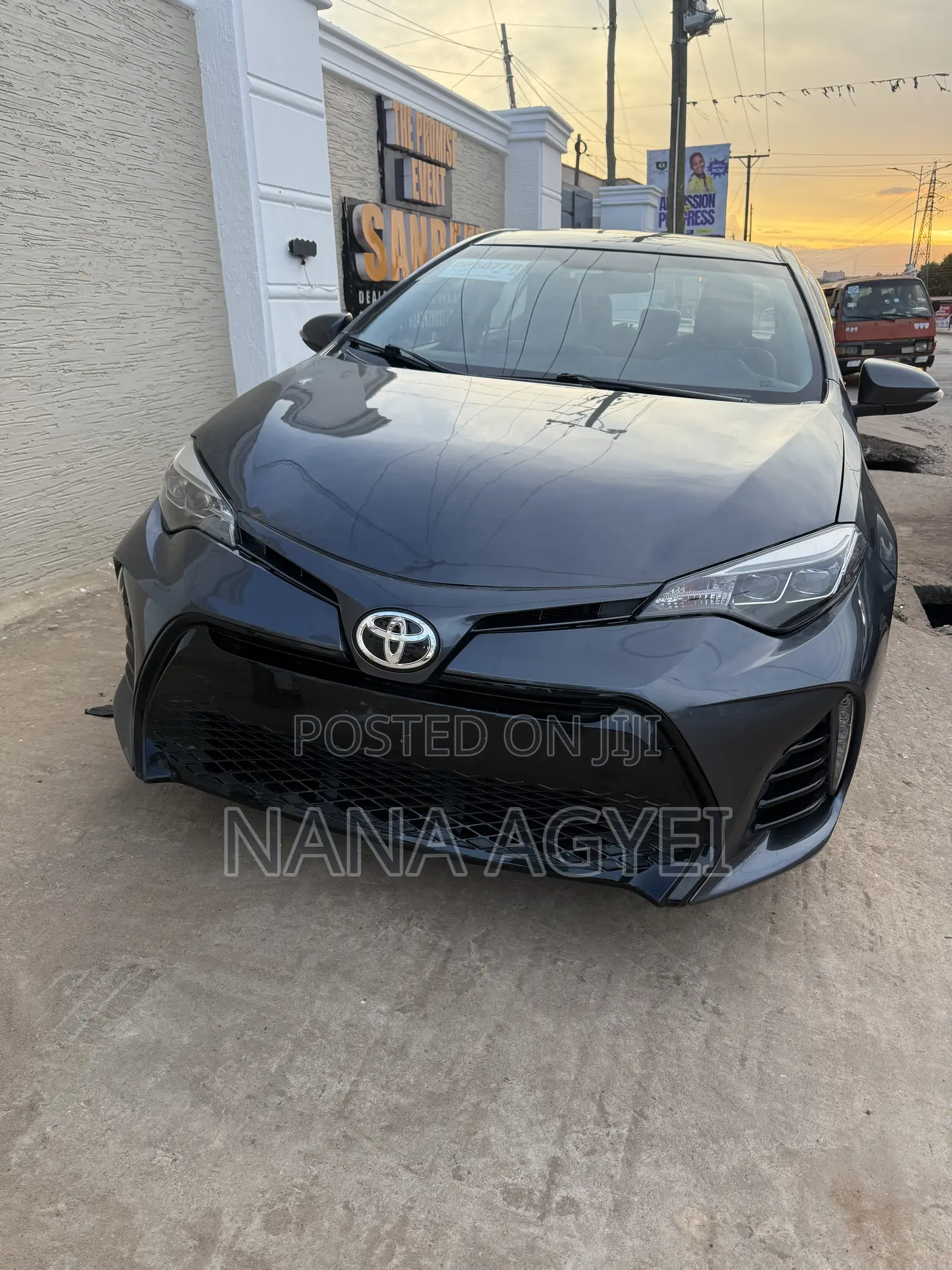 Toyota Corolla LE Eco Plus 4dr Sedan (1.8L 4cyl CVT) 2016 Gray