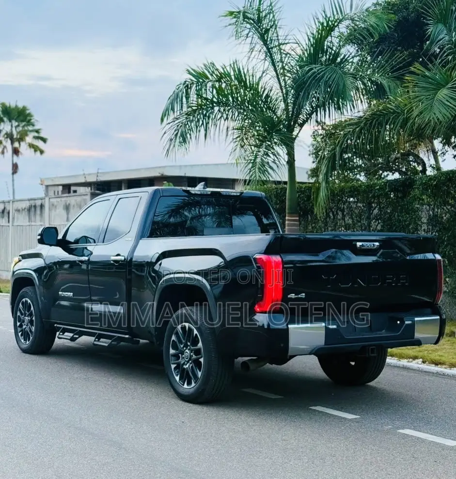 Toyota Tundra Limited 2022 Black