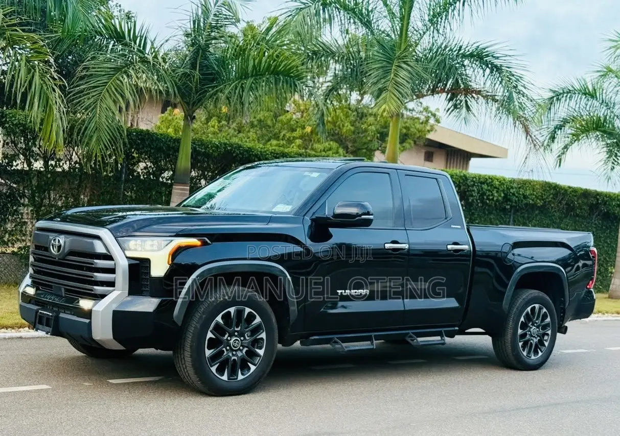 Toyota Tundra Limited 2022 Black