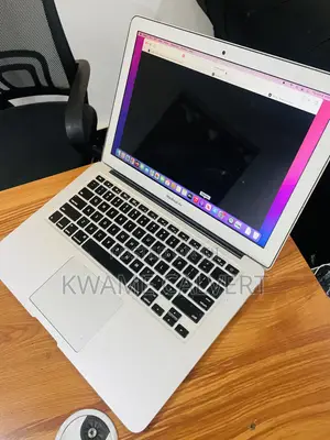 Laptop Apple MacBook Air 8GB Intel Core i5 SSD 256GB