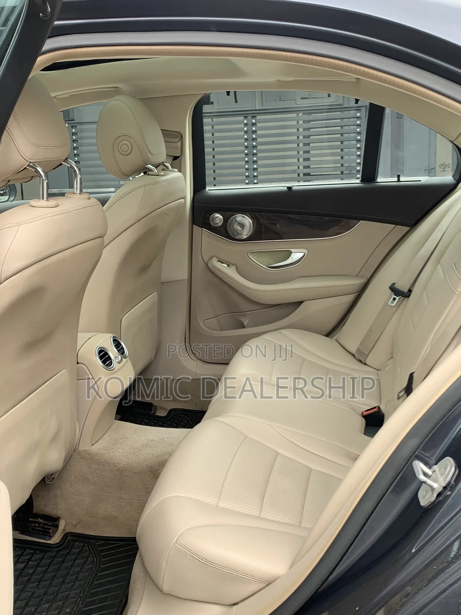 Mercedes-Benz C300 2015 Gray