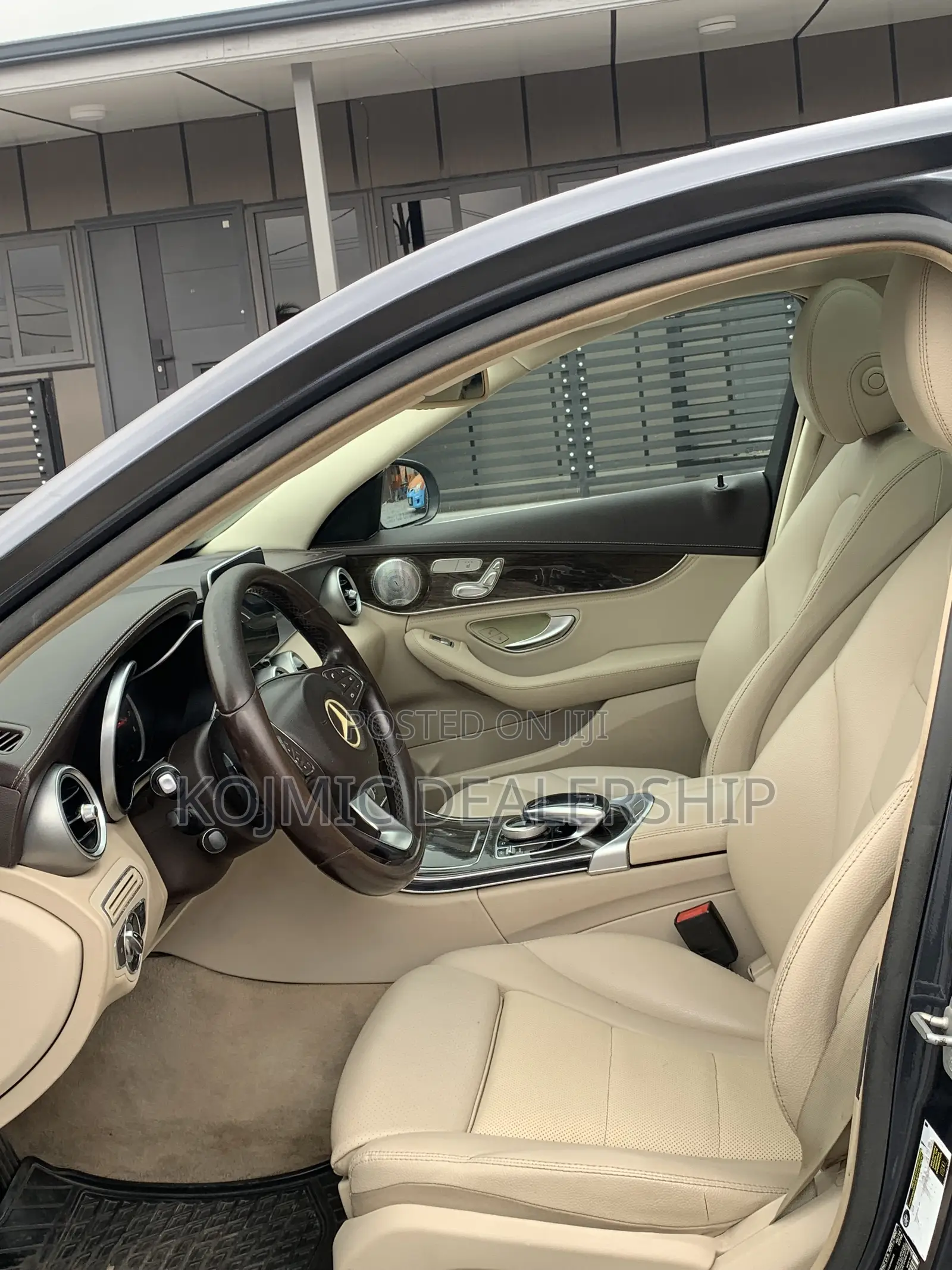 Mercedes-Benz C300 2015 Gray