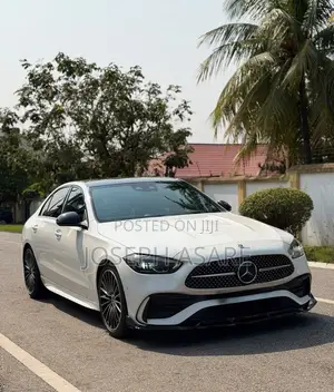 Mercedes-Benz C300 2023 White