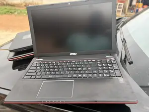 Laptop MSI 16GB Intel Core i7 HDD+SSD 1T