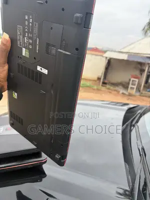 Laptop MSI 16GB Intel Core i7 HDD+SSD 1T