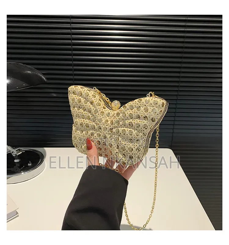 Butterfly Clutch