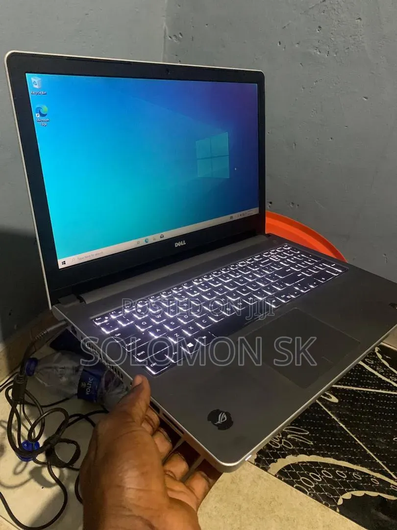 Laptop Dell Inspiron 15 8GB Intel Core i5 HDD+SSD 128GB