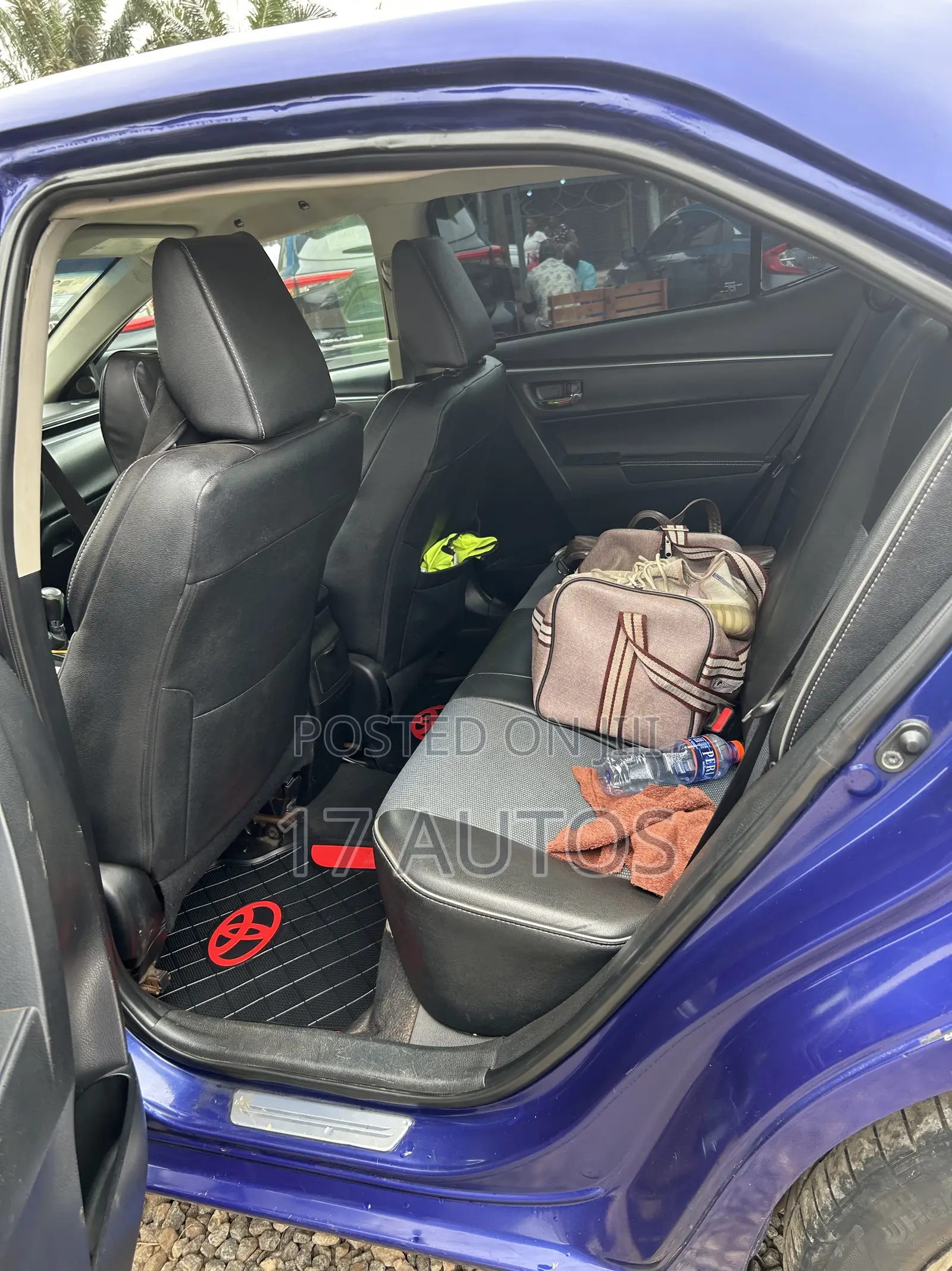 Toyota Corolla LE 4dr Sedan (1.8L 4cyl CVT) 2016 Blue
