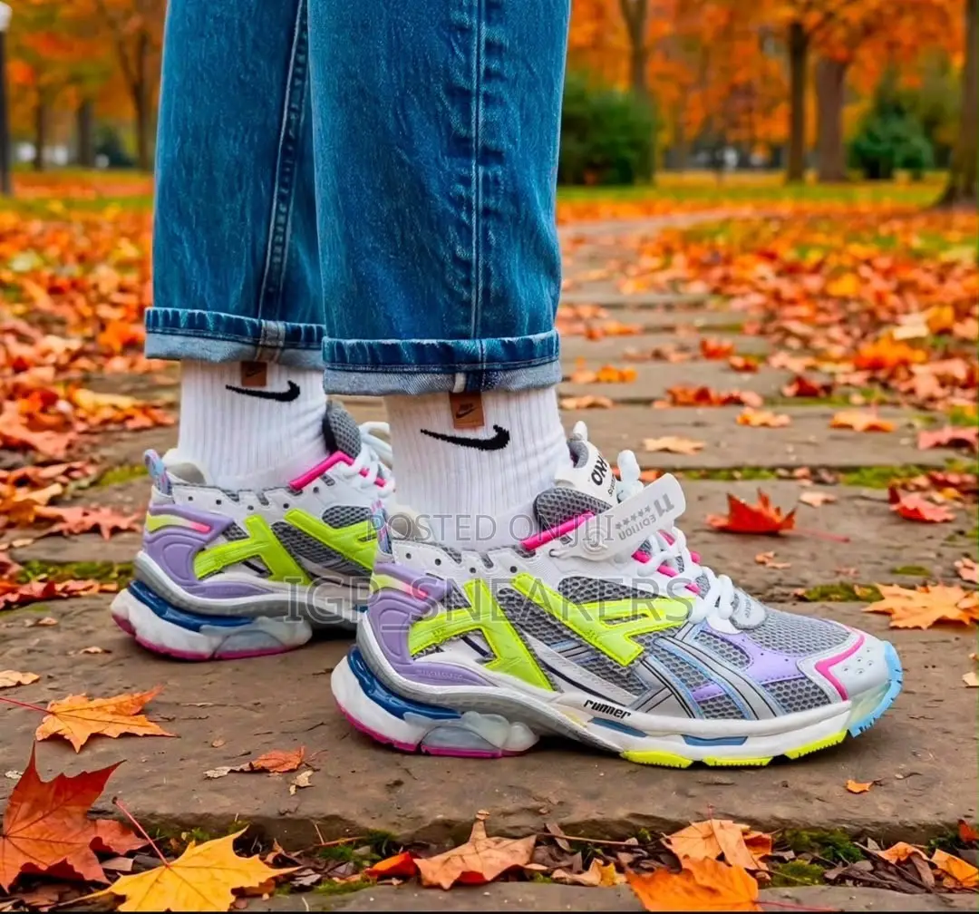 Balenciaga Runner