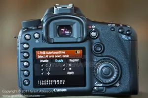 Canon 7D Body Only. Very Neat With Battery and Charger