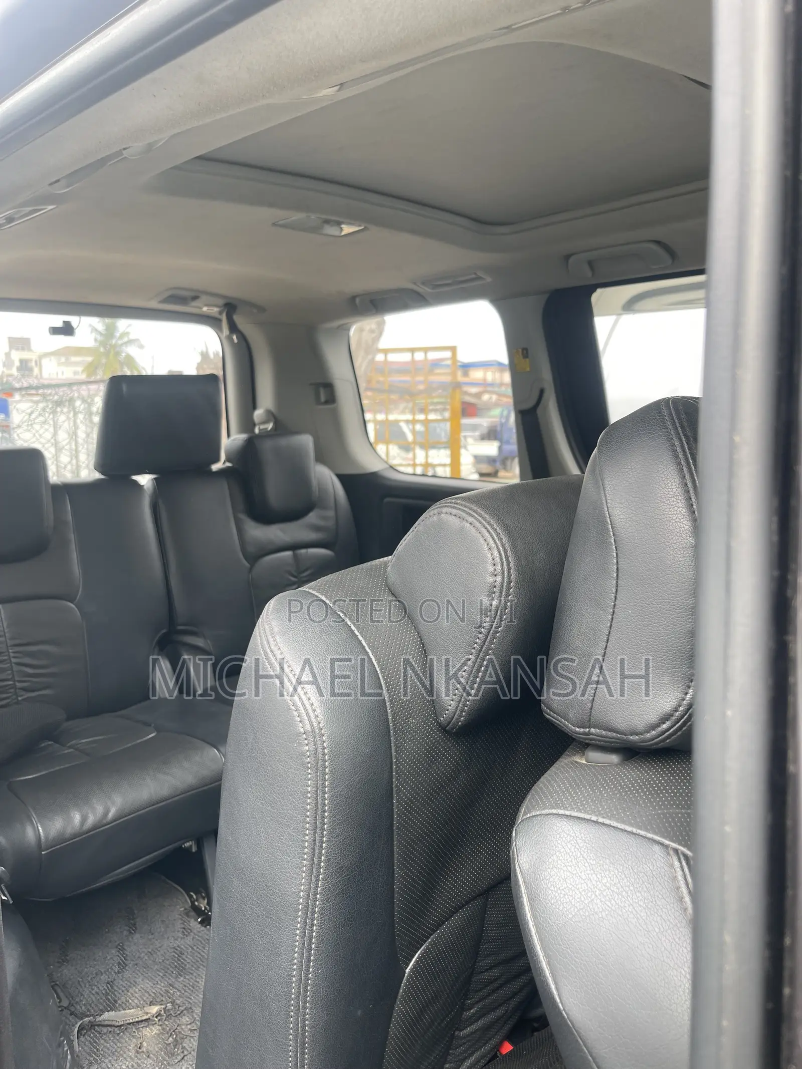 Toyota Voxy V 2WD 8-Seater 2012 Black