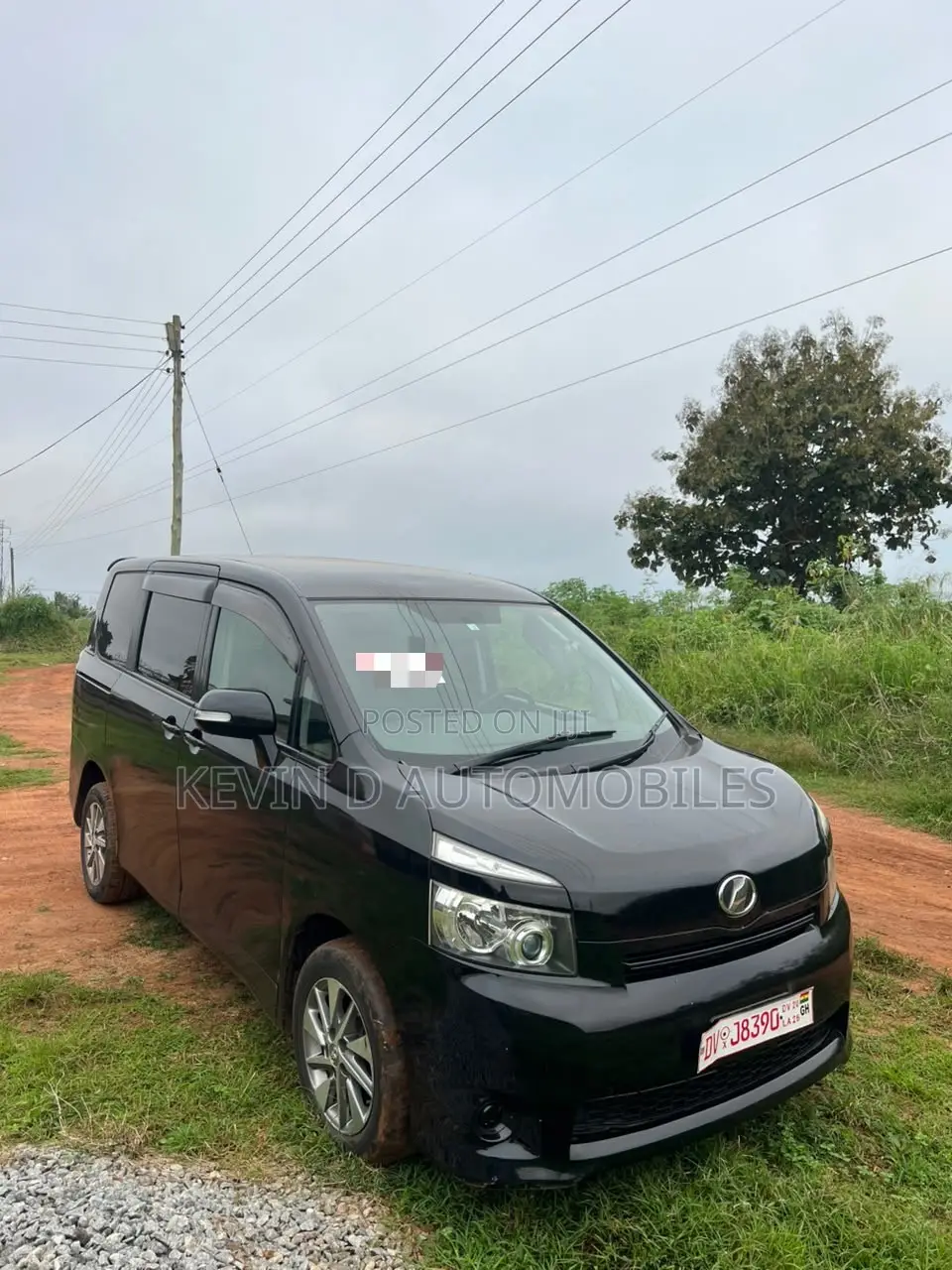 Toyota Voxy X 2WD 8-Seater 2010 Black
