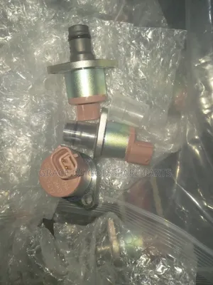 Nissan NP300 Fuel Pressure Regulator Valve Original
