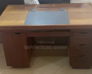Polished Brown Office Table