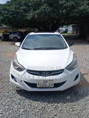 Hyundai Elantra 2013 White