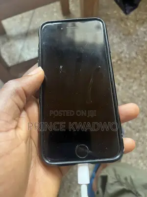 Apple iPhone 7 32 GB Black