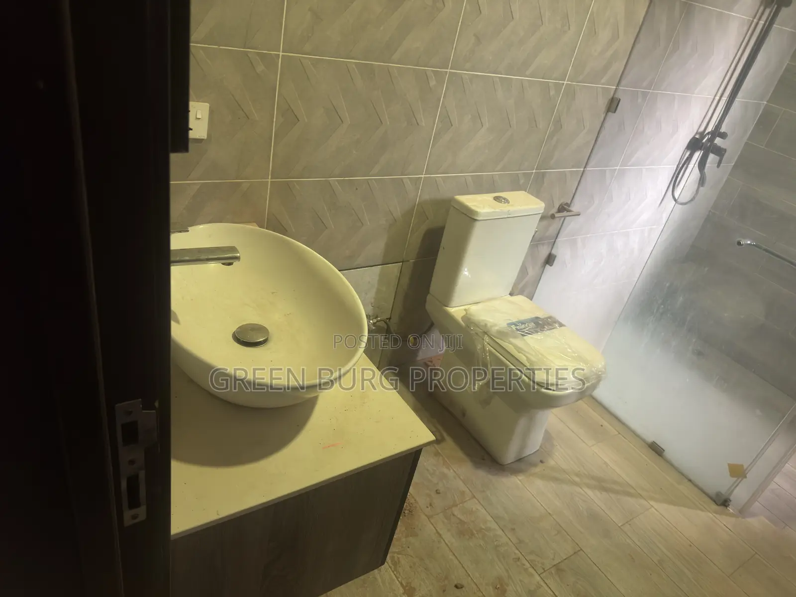 3bdrm House in Green, Oyarifa for rent