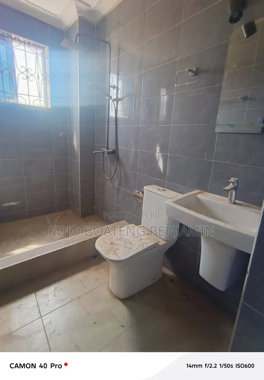 2bdrm Apartment in Ghana Flag for rent